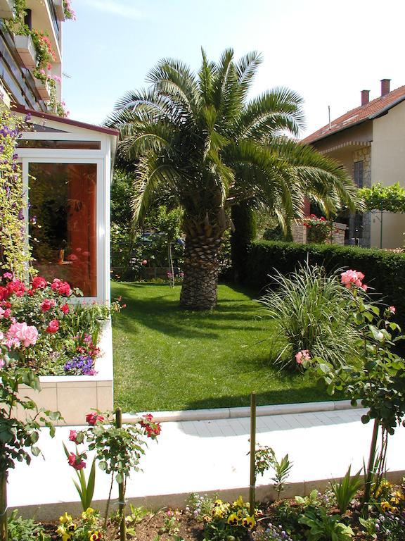 Rooms Vila Mautner Vodice Exterior photo